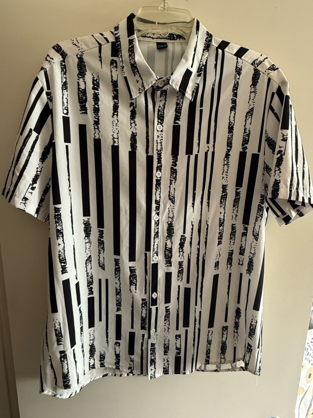 NFINITY Black & White Vertical Stripe Short-Sleeve Button-Down